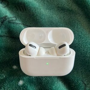 AirPod pros.
